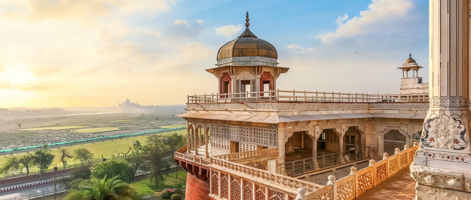 Transfer to Agra _ Agra Sightseeing Tour (1)